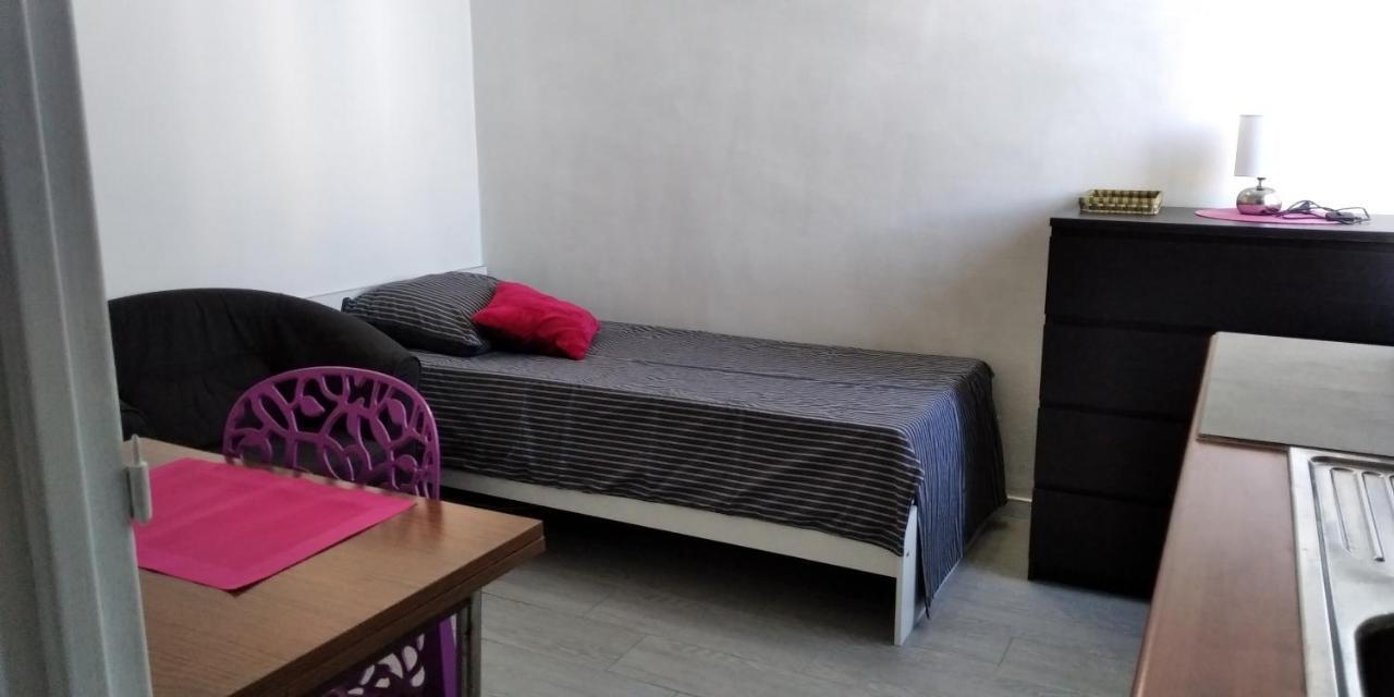 Chambre 1 Personne Et Studio 1 Personne Avec Entree Libre Et Salle De Bain Privee Colomiers Exterior foto