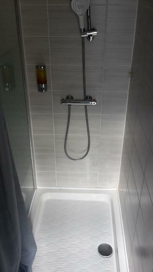 Chambre 1 Personne Et Studio 1 Personne Avec Entree Libre Et Salle De Bain Privee Colomiers Exterior foto
