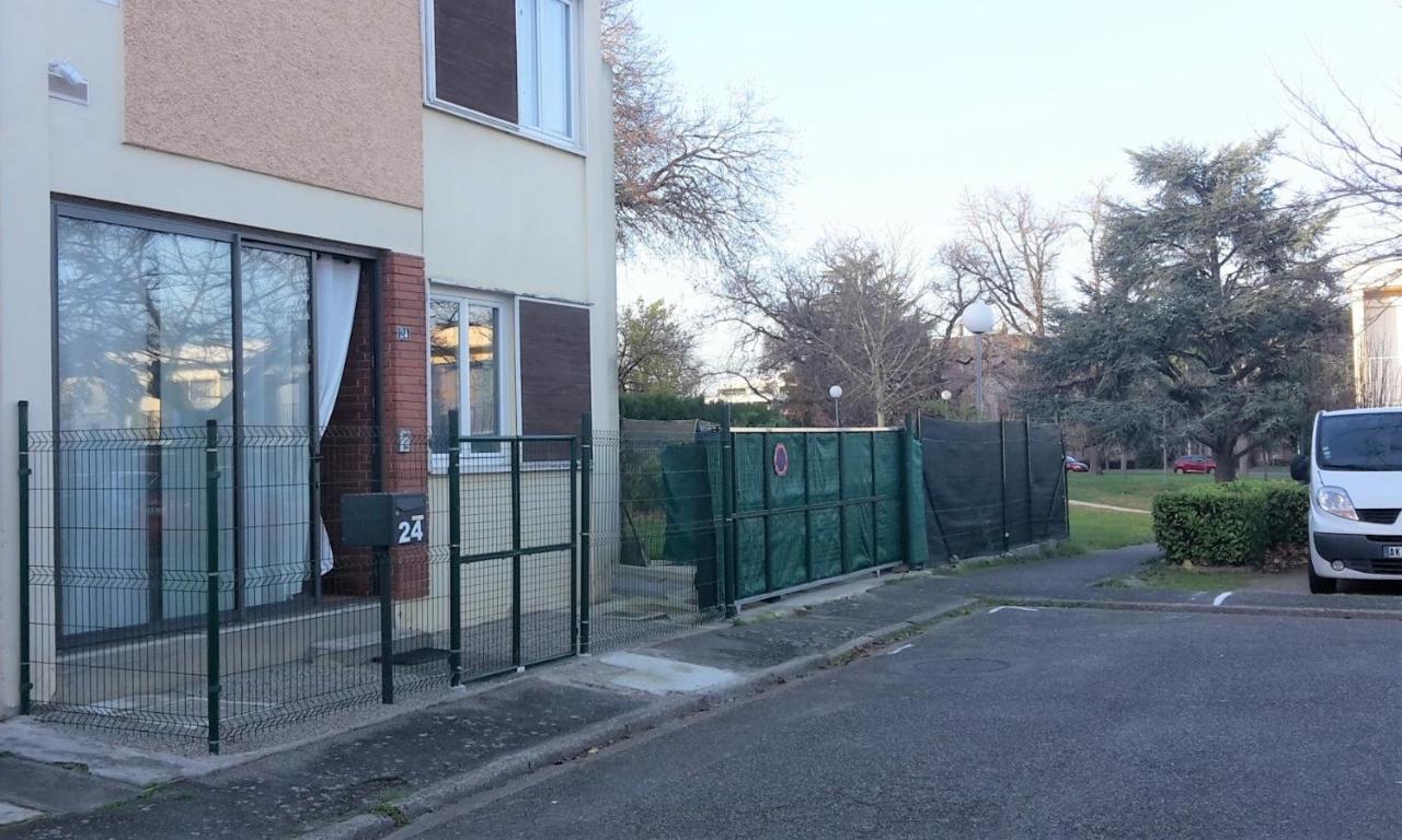 Chambre 1 Personne Et Studio 1 Personne Avec Entree Libre Et Salle De Bain Privee Colomiers Exterior foto